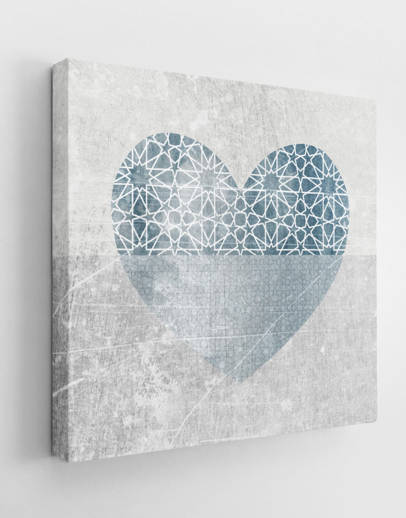 Set of Two Canvases 'Blue Hearts' Silver Wall Art